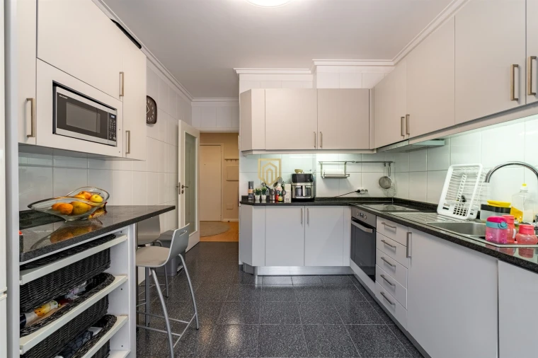Apartamento T2 para Venda em Arcozelo Foto 20