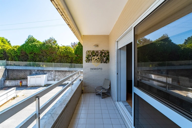 Apartamento T2 para Venda em Arcozelo Foto 6