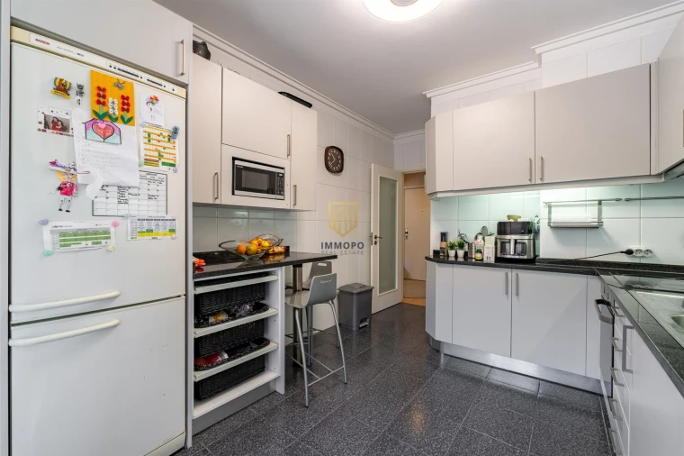 Apartamento T2 para Venda em Arcozelo Foto 21