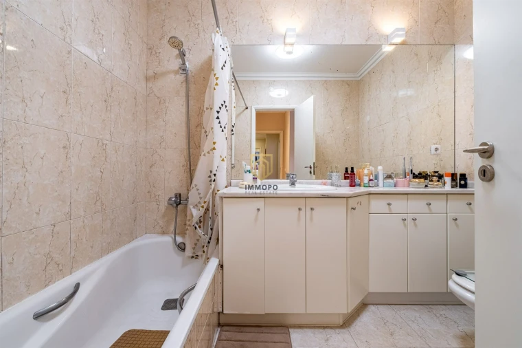 Apartamento T2 para Venda em Arcozelo Foto 15