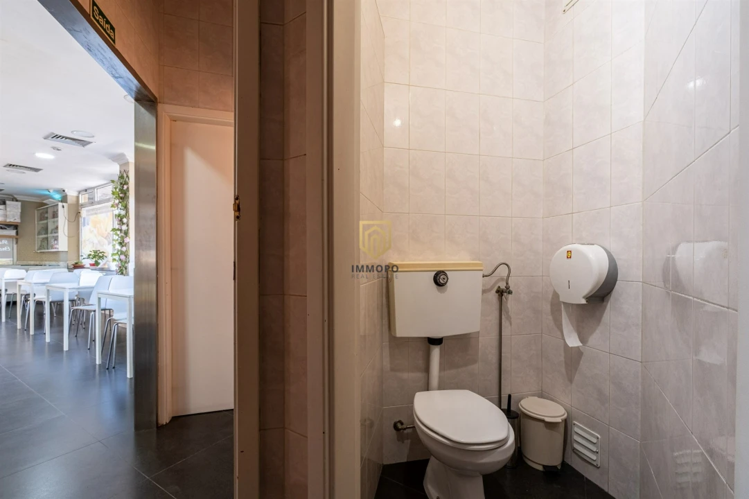 Negócio para Venda em Vila Nova da Telha Foto 20
