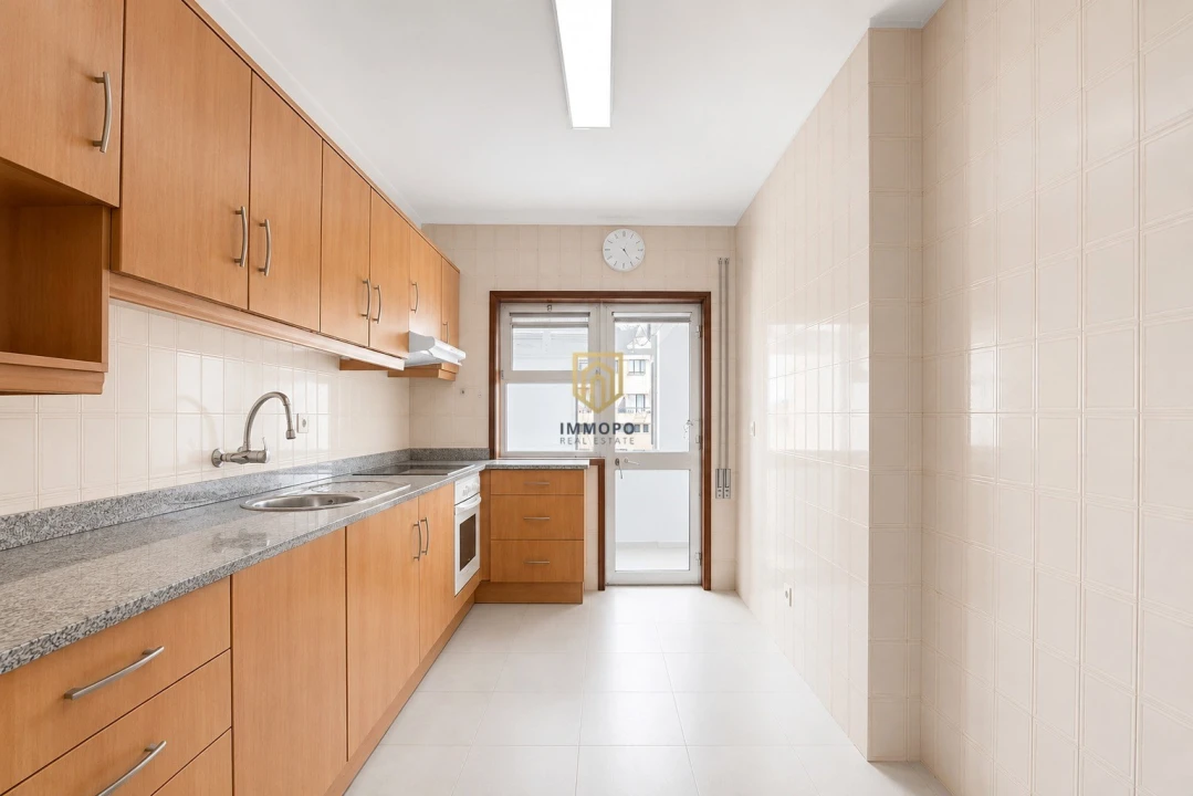 Apartamento T3 para Venda em Rio Tinto Foto 11