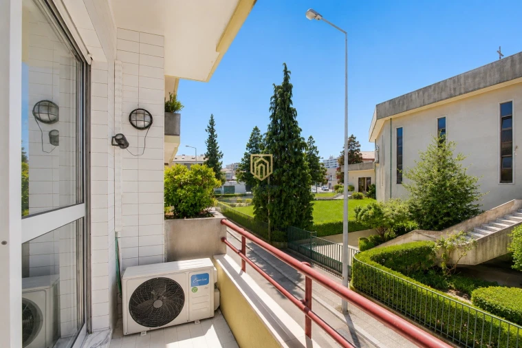 Apartamento T3 para Venda em Rio Tinto Foto 2