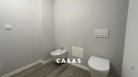 Apartamento T2 para Venda em Funchal (Se)
