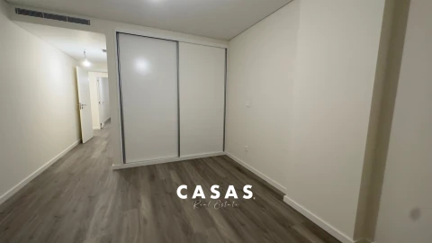 Apartamento T2 para Venda em Funchal (Se)