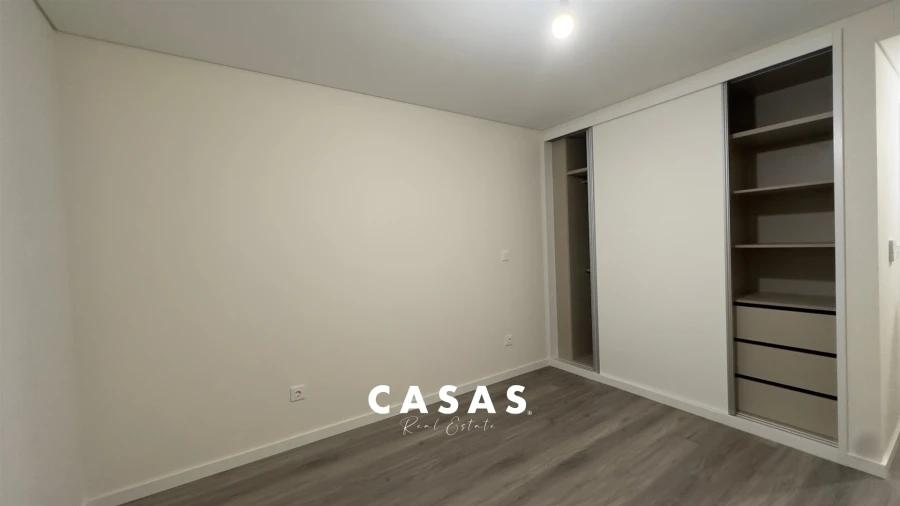 Apartamento T2 para Venda em Funchal (Se) Foto 13