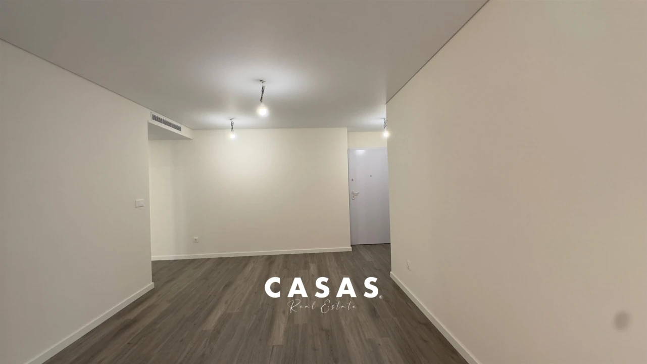 Apartamento T2 para Venda em Funchal (Se) Foto 2