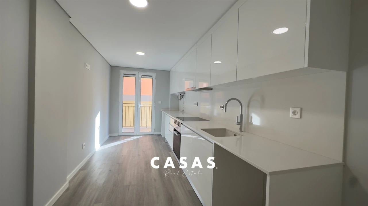 Apartamento T2 para Venda em Funchal (Se) Foto 4