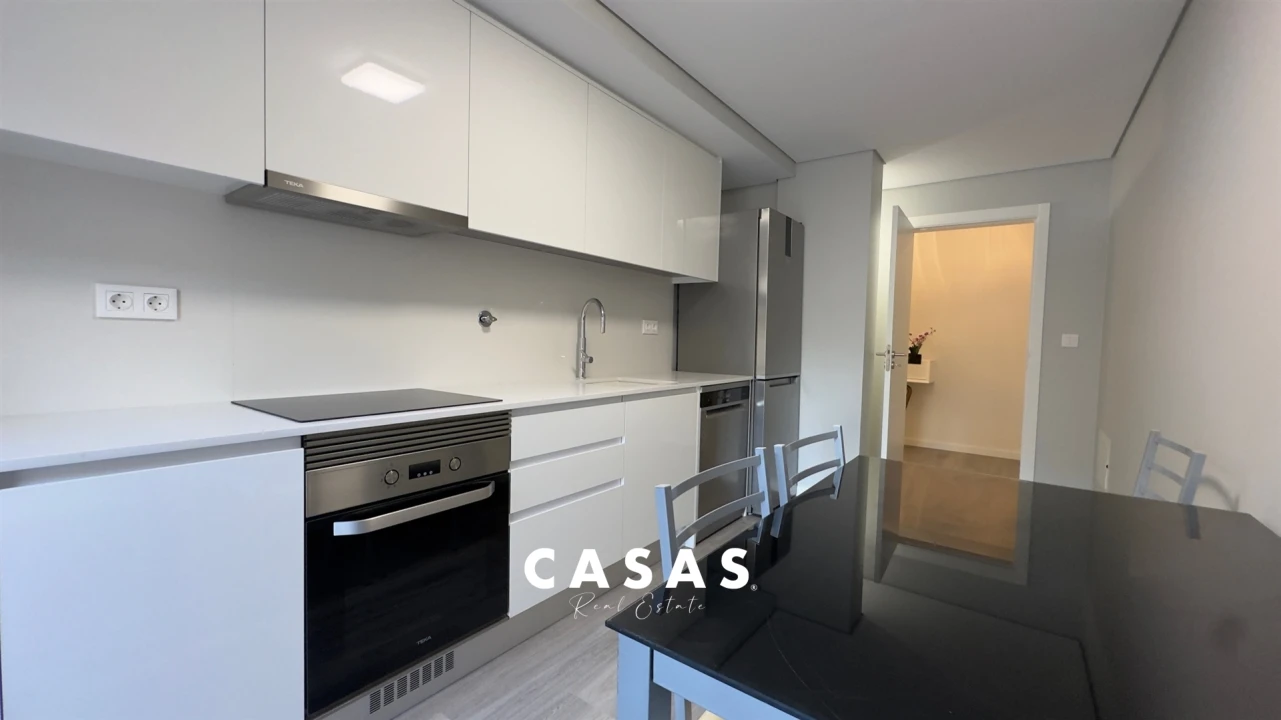 Apartamento T2 para Venda em Funchal (Se) Foto 12