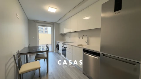 Apartamento T2 para Venda em Funchal (Se)
