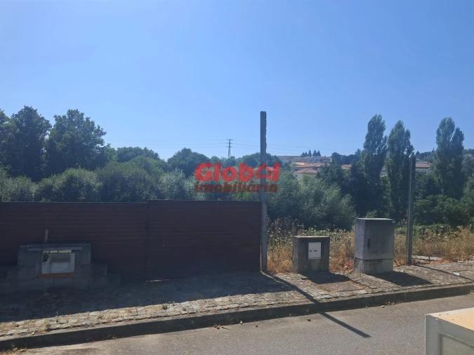 Terreno para Venda em Satão Foto 2