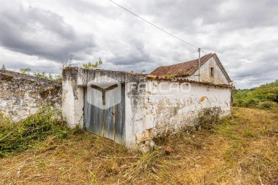 Moradia T3 para Venda em Azambujeira e Malaqueijo