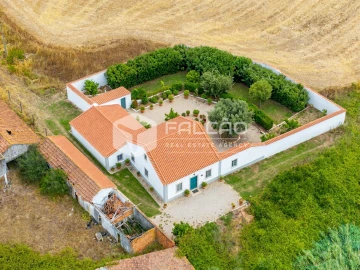 Moradia T3 para Venda em Azambujeira e Malaqueijo