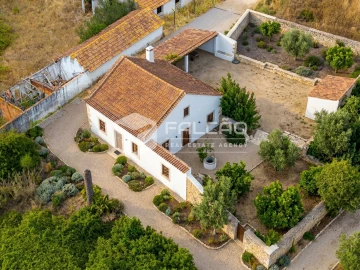 Moradia T3 para Venda em Azambujeira e Malaqueijo
