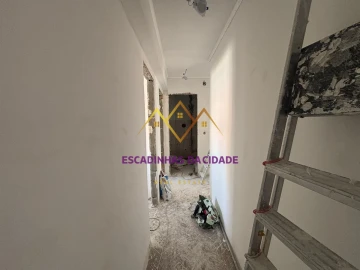 Apartamento T2 para Venda em Cacém e São Marcos