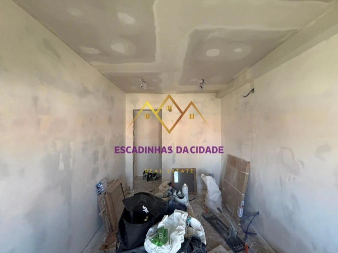 Apartamento T2 para Venda em Cacém e São Marcos Foto 24