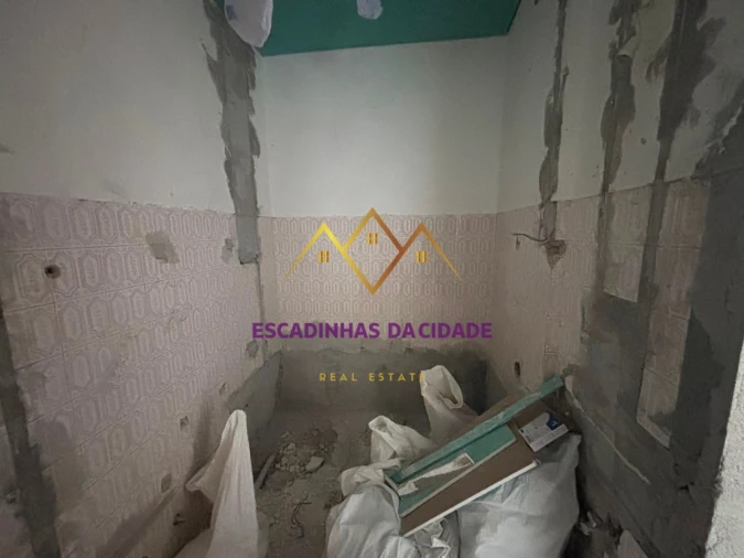 Apartamento T2 para Venda em Cacém e São Marcos Foto 17