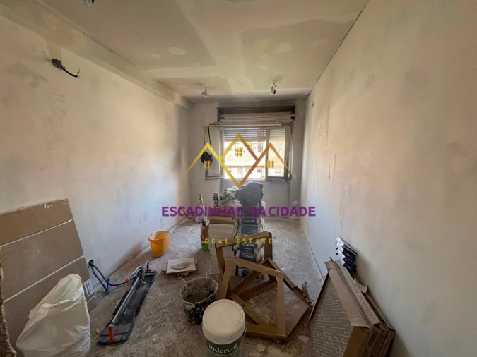 Apartamento T2 para Venda em Cacém e São Marcos Foto 23