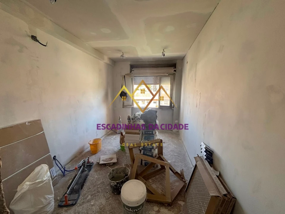 Apartamento T2 para Venda em Cacém e São Marcos Foto 14