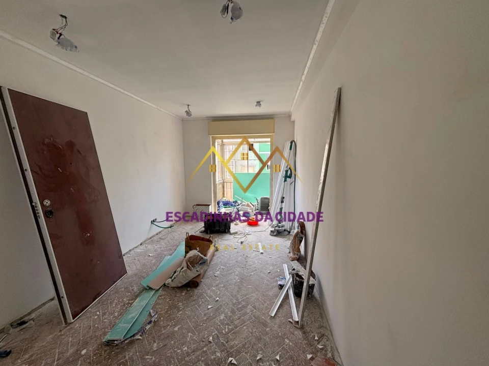 Apartamento T2 para Venda em Cacém e São Marcos Foto 6