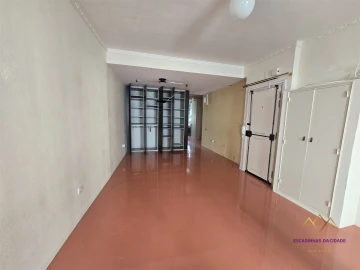 Apartamento T1 para Arrendamento em Misericórdia