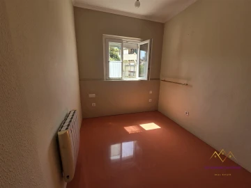 Apartamento T1 para Arrendamento em Misericórdia