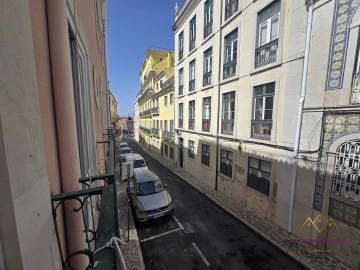 Apartamento T1 para Arrendamento em Misericórdia