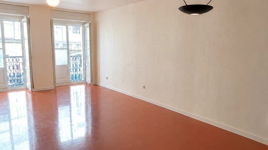 Apartamento T1 para Arrendamento em Misericórdia
