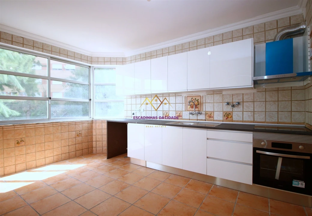 Apartamento T2 para Venda em Algueirão-Mem Martins Foto 26