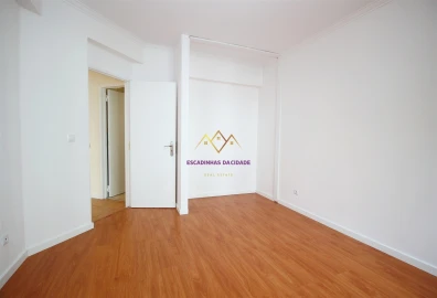 Apartamento T2 para Venda em Algueirão-Mem Martins