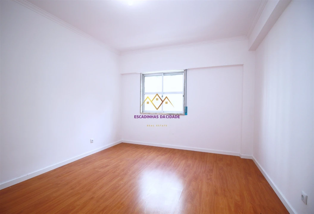 Apartamento T2 para Venda em Algueirão-Mem Martins Foto 20