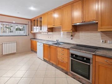 Moradia T4 para Venda em Alcabideche