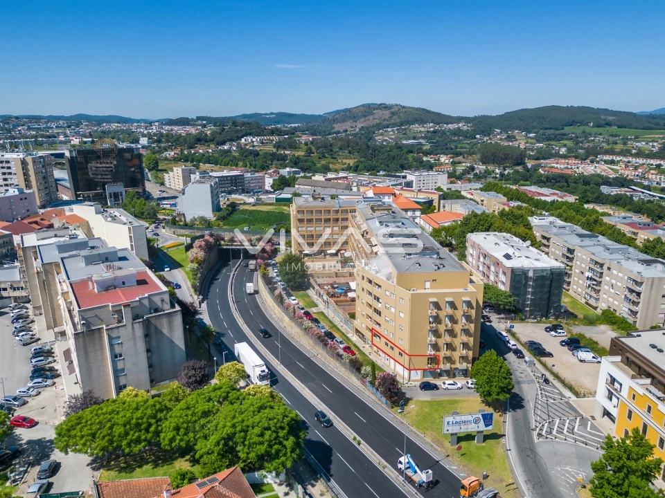 Apartamento T3 para Venda em Braga (Maximinos, Sé e Cividade) Foto 31