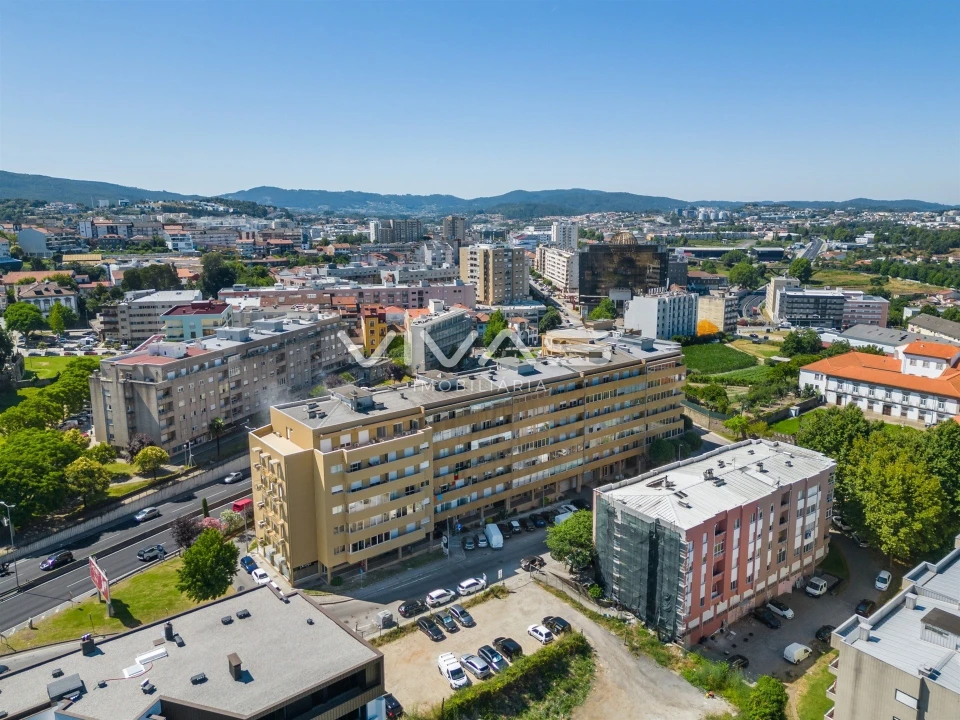 Apartamento T3 para Venda em Braga (Maximinos, Sé e Cividade) Foto 30