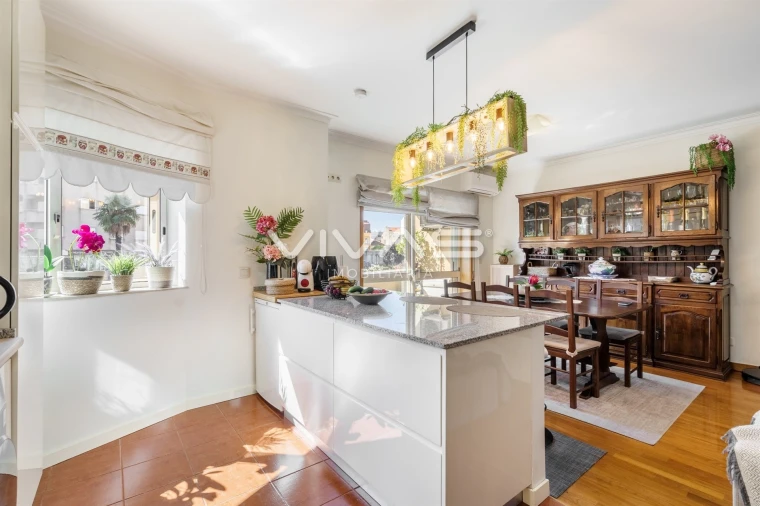 Apartamento T3 para Venda em Braga (Maximinos, Sé e Cividade) Foto 8