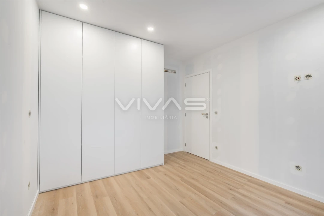 Apartamento T2 para Venda em Real, Dume e Semelhe Foto 5