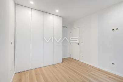 Apartamento T2 para Venda em Real, Dume e Semelhe