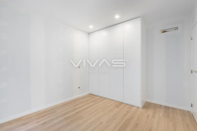 Apartamento T2 para Venda em Real, Dume e Semelhe