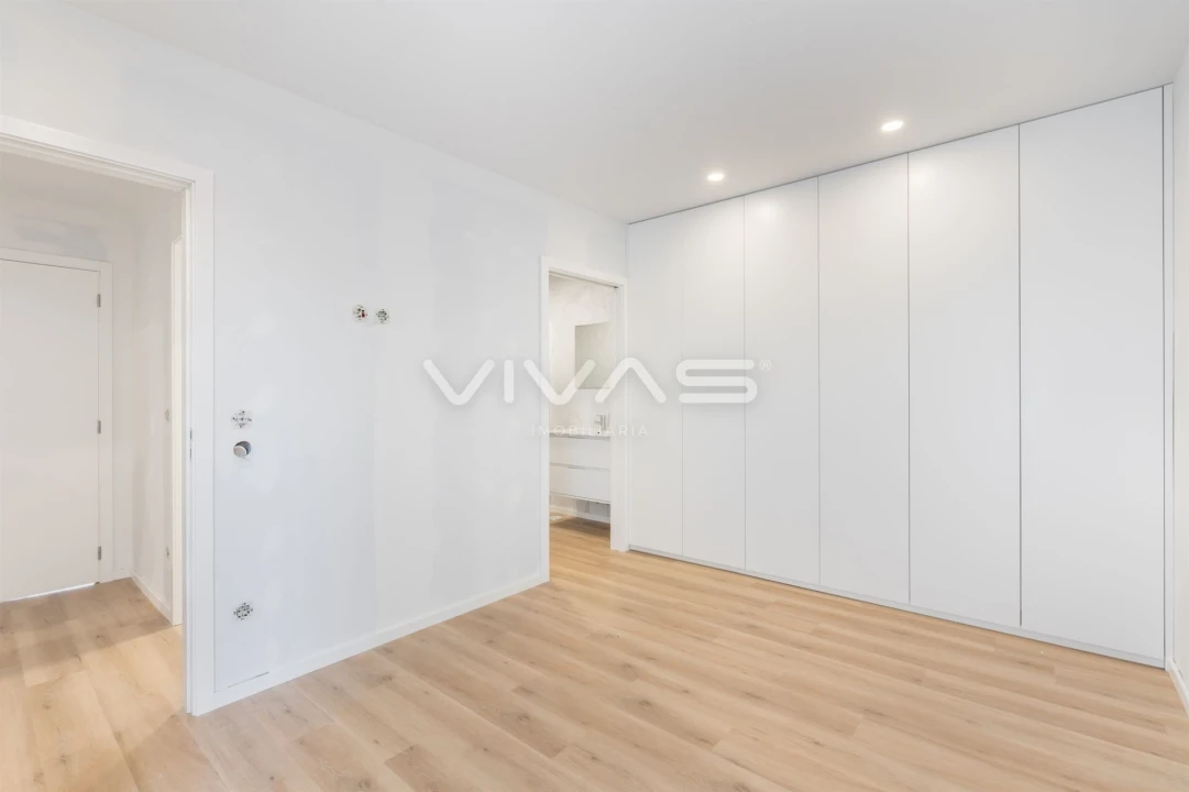 Apartamento T2 para Venda em Real, Dume e Semelhe Foto 7