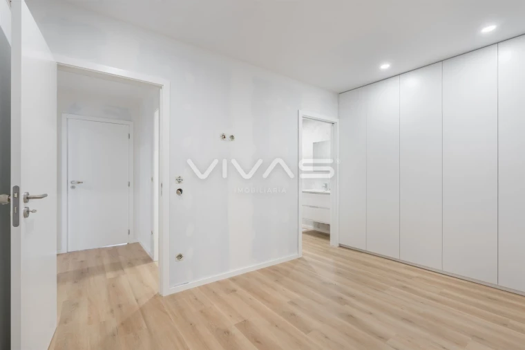 Apartamento T2 para Venda em Real, Dume e Semelhe Foto 6