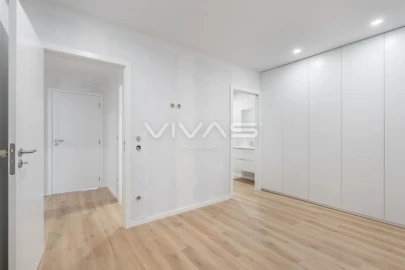 Apartamento T2 para Venda em Real, Dume e Semelhe