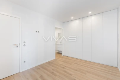 Apartamento T2 para Venda em Real, Dume e Semelhe