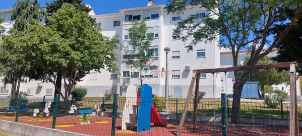 Apartamento T3 para Venda em Sé e São Lourenço