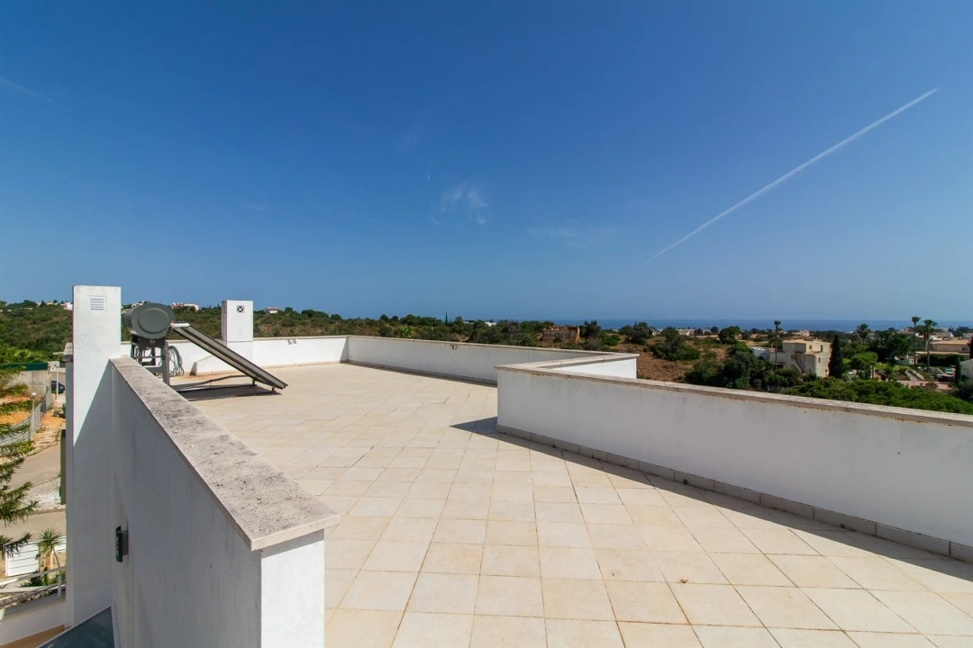 Moradia T4 para Venda em Albufeira e Olhos de Água Foto 37