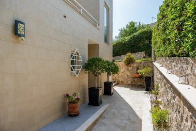 Moradia T4 para Venda em Albufeira e Olhos de Água