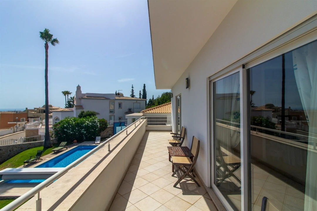 Moradia T4 para Venda em Albufeira e Olhos de Água Foto 31