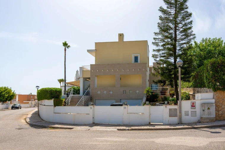 Moradia T4 para Venda em Albufeira e Olhos de Água Foto 80
