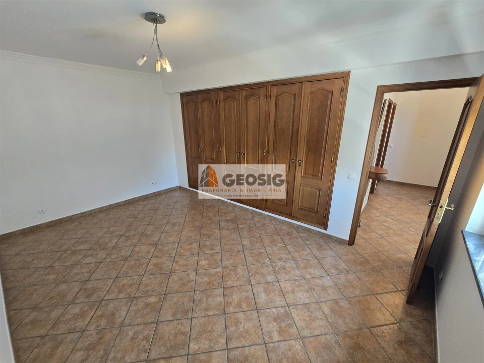 Moradia T4 para Venda em Almodôvar e Graça dos Padrões Foto 39