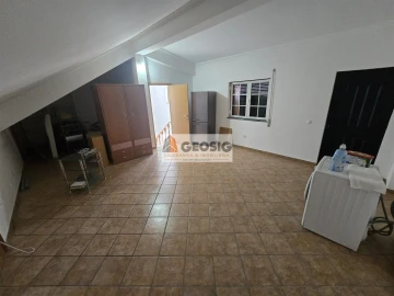 Moradia T4 para Venda em Almodôvar e Graça dos Padrões
