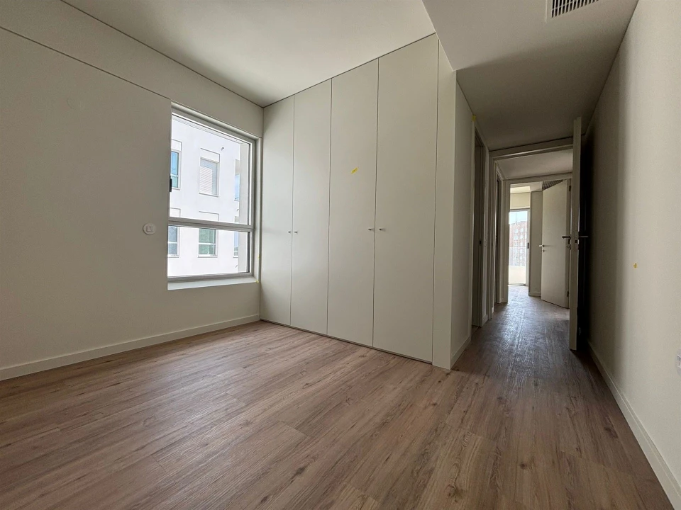 Apartamento T3 para Venda em Ramalde Foto 9